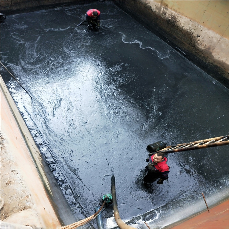 琼结废水池清理