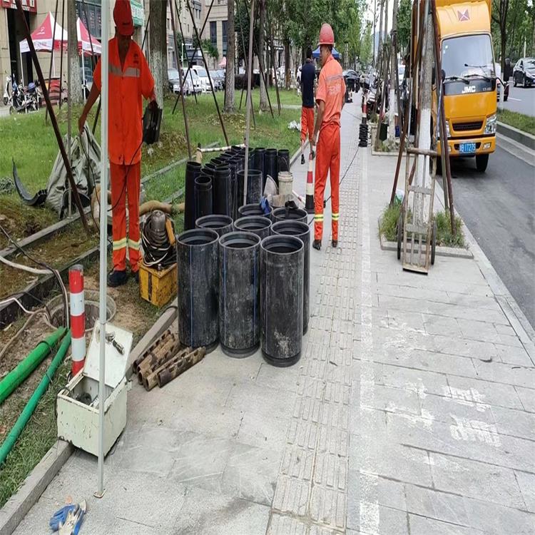 琼结管道短管置换修复