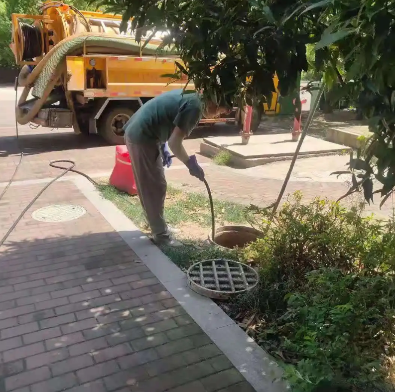 琼结市政排污管道清淤疏通——专业团队，让您全程省心！